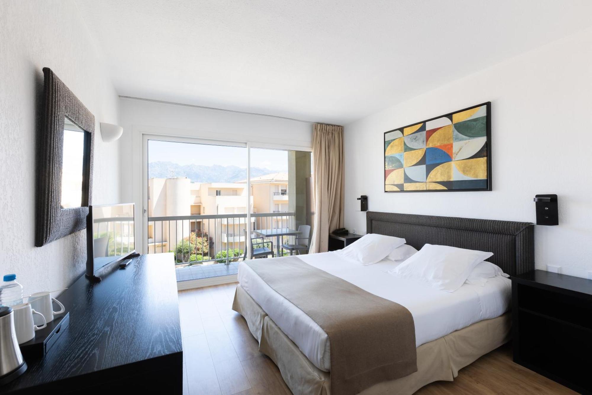 Le Mariana Hotel